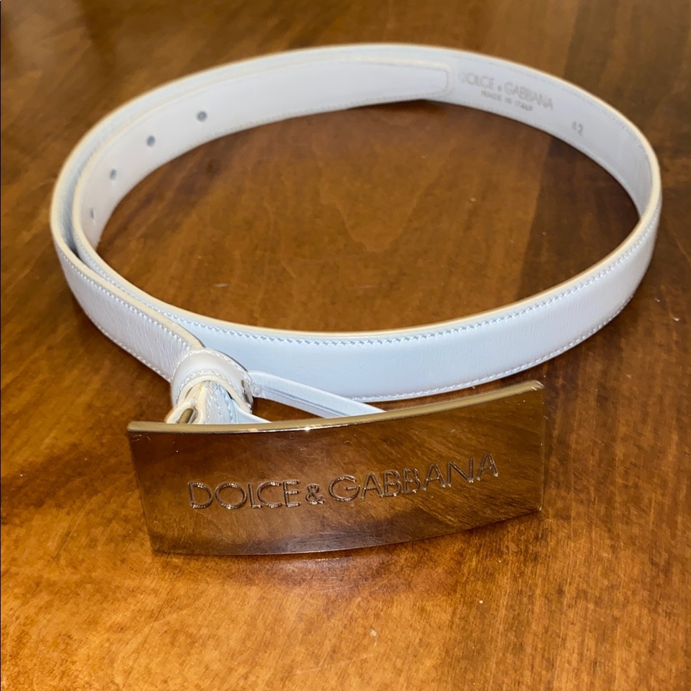 Dolce & Gabbana White Leather Belt with Gold Logo Plate
